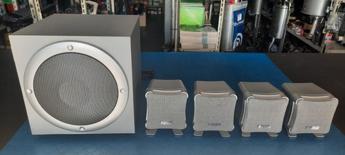 Dolby surround silver - dolby,